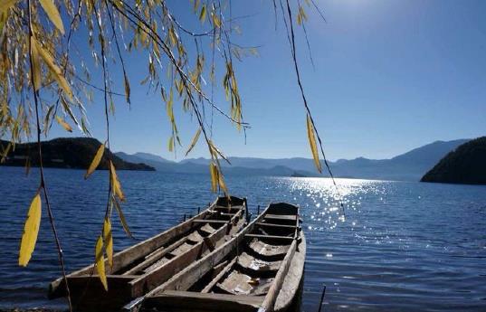 中国十大最美湖泊排行榜，茶卡盐湖、阿尔山火山湖都美如仙境