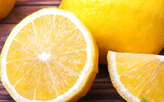 柠檬能降尿酸高吗 柠檬是酸性还是碱性